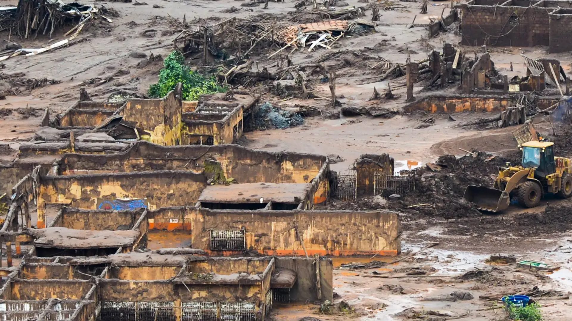 tragedia_em_mariana_0711150244_1